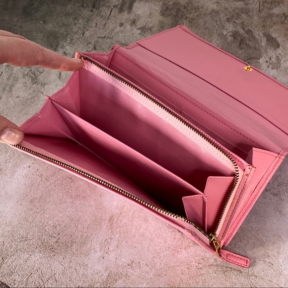 Mishiko London Long Wallet - Picture 10 of 11